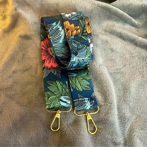 Handbags - Floral Patterned Bag Strap with Gold Clasps
